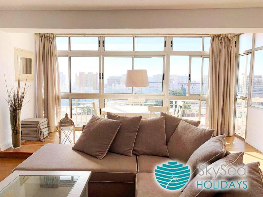 Skysea Holidays La Carihuela Apartman Torremolinos Kültér fotó
