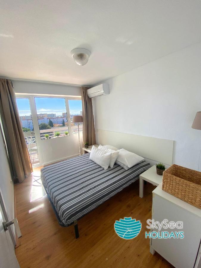 Skysea Holidays La Carihuela Apartman Torremolinos Kültér fotó
